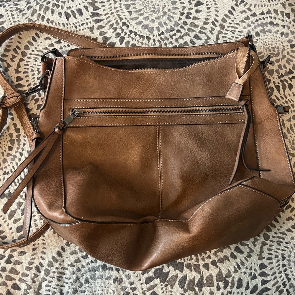 Faux leather brown crossbody bag